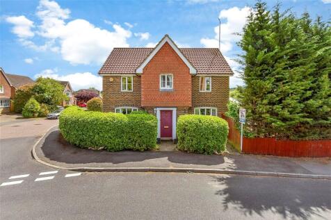 Discovery Road, Maidstone ME15 4 bed detached house for sale