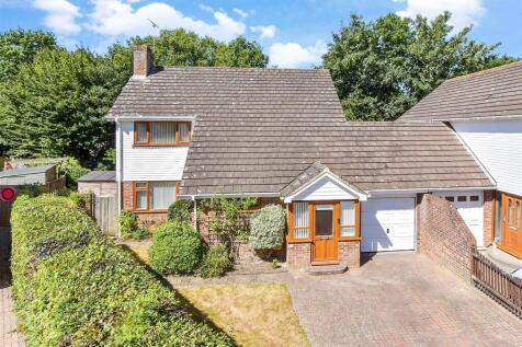 Beacon Walk, Tenterden TN30 3 bed link detached house for sale