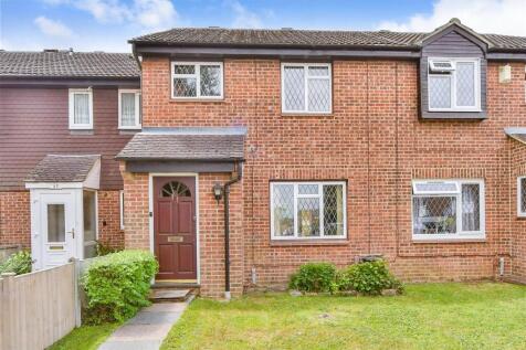 Birch Grove, Gillingham ME7 3 bed terraced house for sale