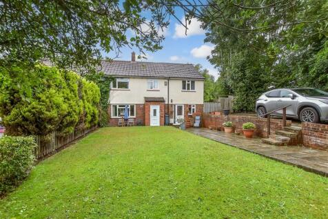 Sussex Avenue, Canterbury CT1 4 bed semi