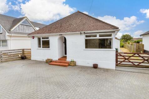 Ambleside Avenue, Telscombe Cliffs BN10 4 bed detached bungalow for sale