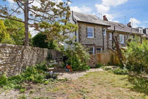 2 bedroom cottage for sale