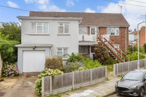 Eden Court, Herne Bay CT6 2 bed ground floor flat for sale