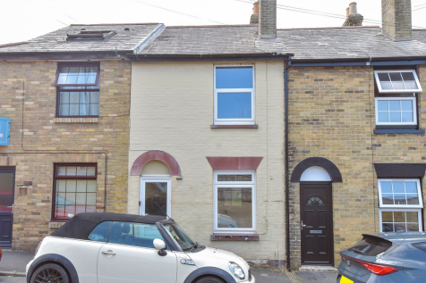 Alfred Street, East Cowes PO32 2 bed terraced house for sale