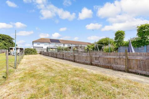 Blenheim Road, Littlestone TN28 3 bed end of terrace house for sale