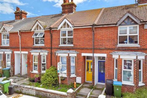 Gloucester Place, Littlehampton BN17 2 bed terraced house for sale
