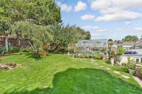 5 bedroom chalet for sale