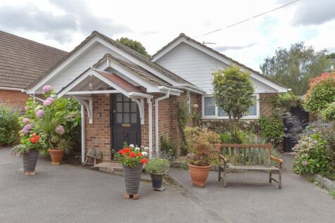 St. James Close, Waterlooville PO8 3 bed detached bungalow for sale