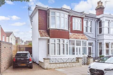 Gladys Avenue, Portsmouth PO2 4 bed end of terrace house for sale