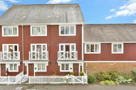 4 bedroom town house for sale