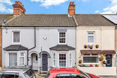 Malling Road, Snodland ME6 2 bed terraced house for sale