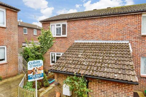 Abbey Close, Peacehaven BN10 2 bed end of terrace house for sale