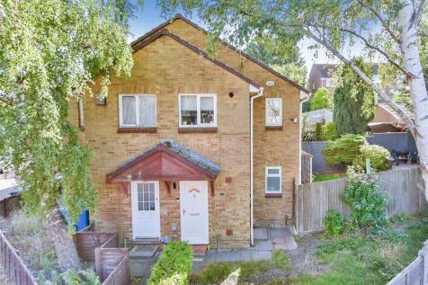 1 bedroom semi-detached house for sale