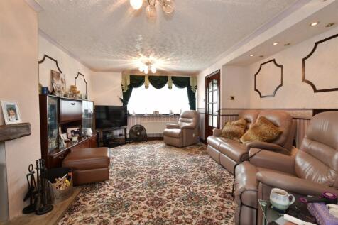 Woolmer Green, Basildon SS15 3 bed terraced house for sale