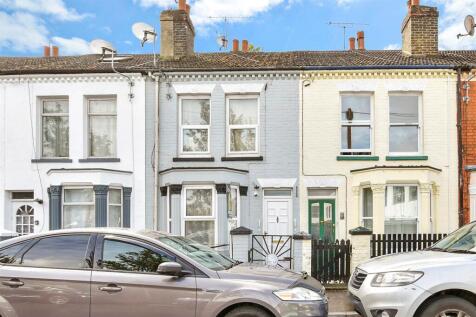 Cornwall Road, Gillingham ME7 3 bed terraced house for sale