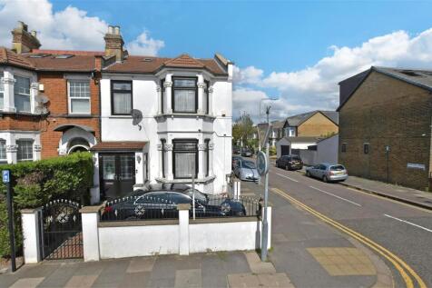 Meads Lane, Ilford IG3 3 bed end of terrace house for sale