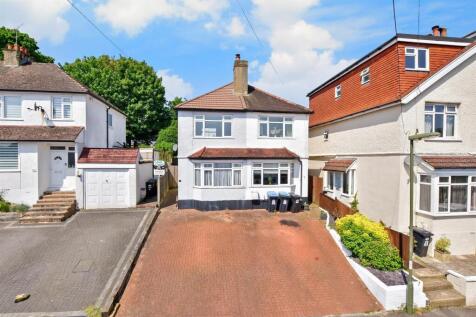 Cromwell Road, Caterham CR3 3 bed semi