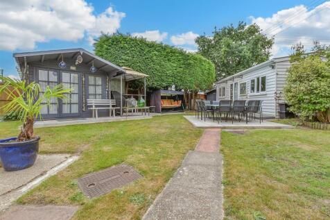 St. Mary's Road, New Romney TN28 5 bed bungalow for sale