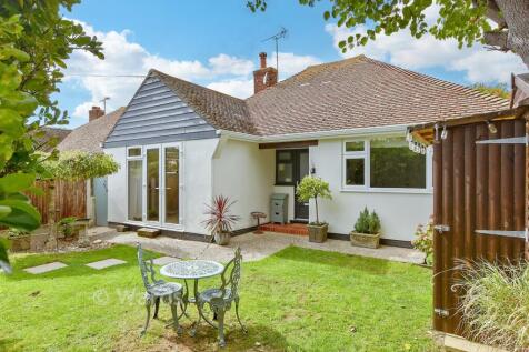 Linden Avenue, Broadstairs CT10 2 bed detached bungalow for sale