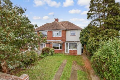 Northdown Hill, Broadstairs CT10 3 bed semi