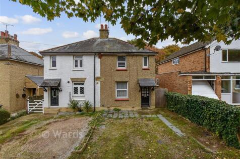 St. Martin's View, Herne Bay CT6 2 bed semi