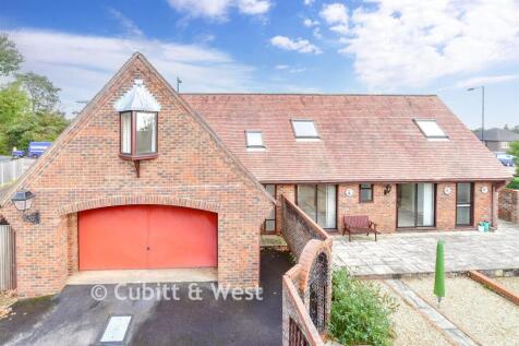 Pump Lane, Waterlooville PO8 4 bed detached house for sale