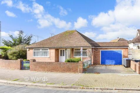 Station Road, Herne Bay CT6 2 bed detached bungalow for sale
