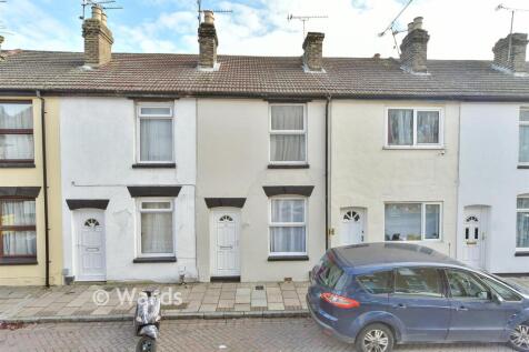 West Street, Gillingham ME7 2 bed terraced house for sale