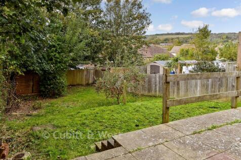 6 bedroom semi-detached house for sale