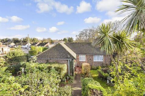 Canterbury Road East, Ramsgate CT11 3 bed detached bungalow for sale