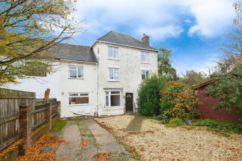 5 bedroom semi-detached house for sale