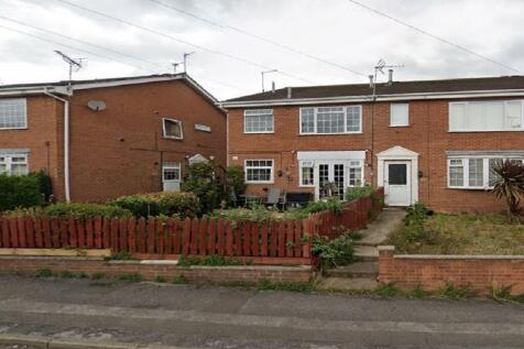 2 bedroom ground floor flat for sale