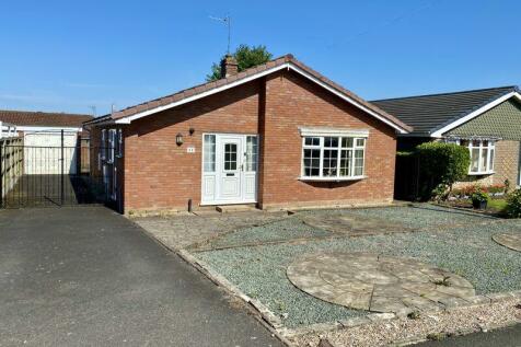 3 bedroom detached bungalow for sale