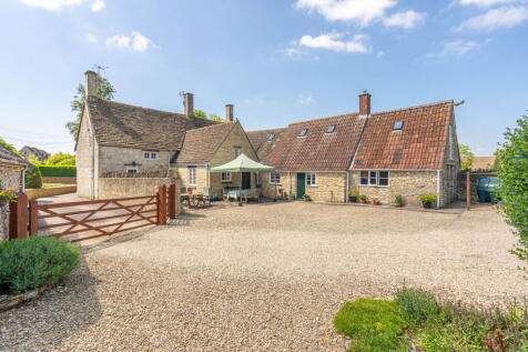 Kilcott Road, Hillesley 5 bed detached house for sale