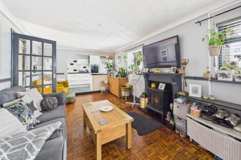 Bay Street, East Looe PL13 3 bed flat for sale