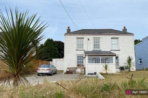 5 bedroom country house for sale