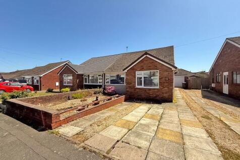 Glenthorne Drive, Cheslyn Hay, Walsall 3 bed semi