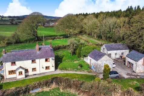 5 bedroom smallholding for sale