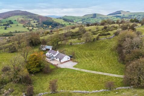 3 bedroom cottage for sale