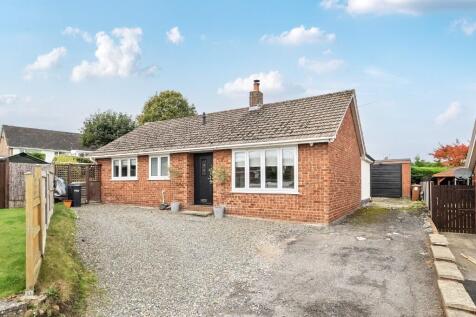 3 bedroom detached bungalow for sale