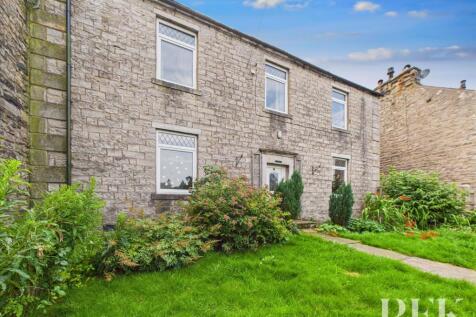 5 bedroom semi-detached house for sale