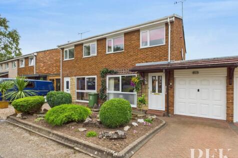 Petteril Road, Penrith CA11 3 bed semi