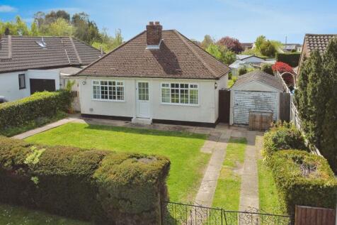 2 bedroom detached bungalow for sale