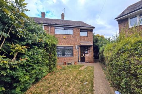 Snowden Crescent, Hayes, Greater... 3 bed semi