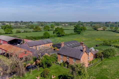 5 bedroom farm house for sale