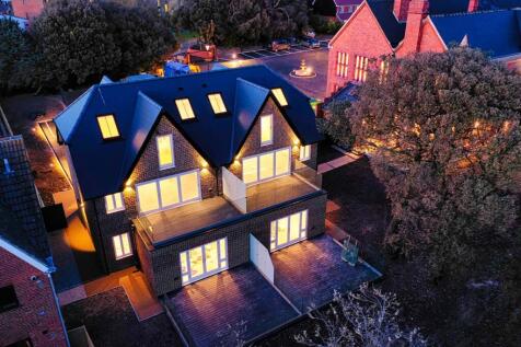 Courtstairs Manor, Ramsgate, Kent, CT11 4 bed semi