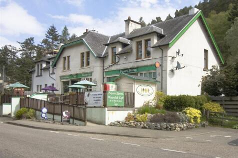 4 bedroom flat for sale