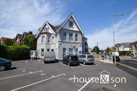Caledonian Court, 446 Christchurch... 2 bed apartment for sale