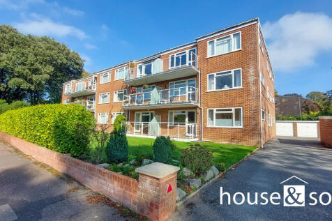 Amersham Court, 30 Marlborough Road... 2 bed apartment for sale