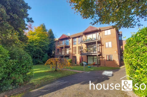 Ground Floor Garden Apartment, 3... 2 bed apartment for sale